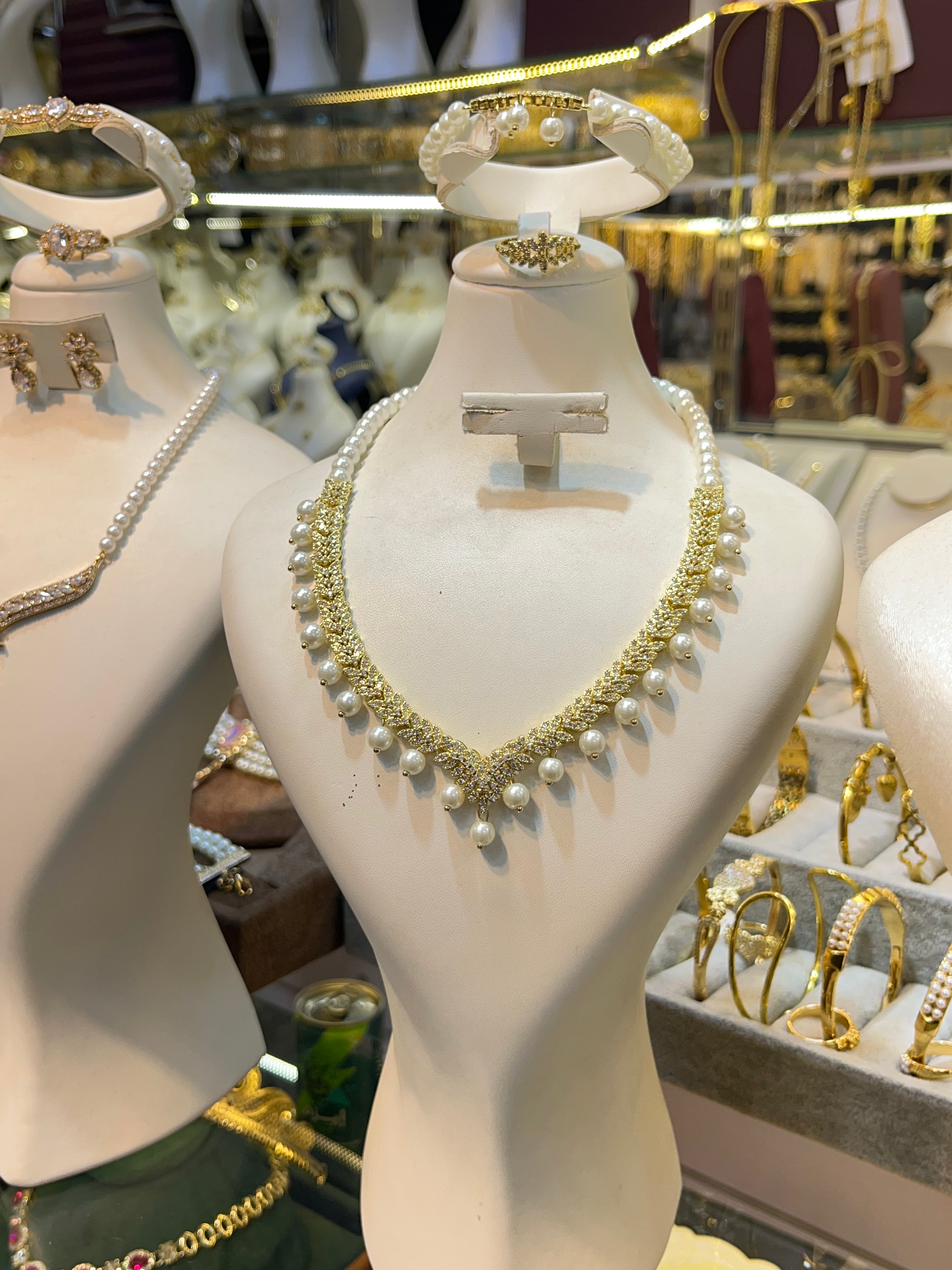 Parure en zirconium